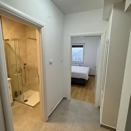 Comfort - Wifi & Parking Apartment *